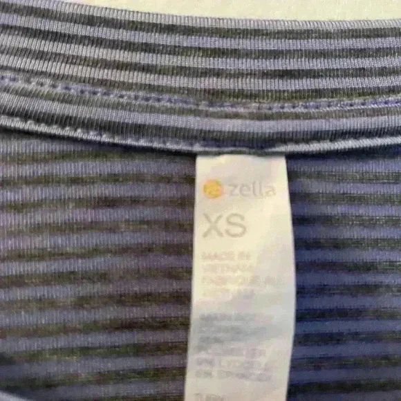 Zella Top - Picture 3 of 4